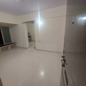 Room in 1 BHK Apartment at Shanti Niketan CHS Dahisar, Dahisar West – for Sale