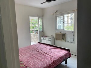 Bedroom in 2 BHK Apartment at Satellite – for Rent