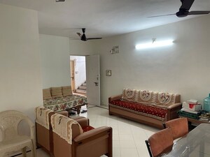Living Room in 2 BHK Apartment at Satellite – for Rent