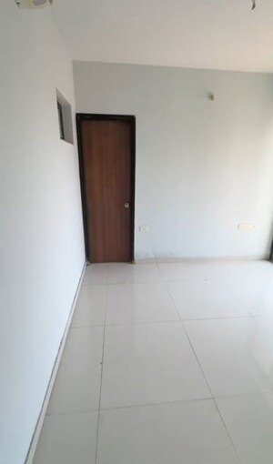 Furnished Amenities in 1.5 BHK Apartment at Lodha Palava City Lakeshore Greens, Dombivli East – for Sale