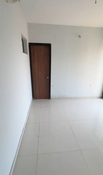 Furnished Amenities in 1.5 BHK Apartment at Lodha Palava City Lakeshore Greens, Dombivli East – for Sale