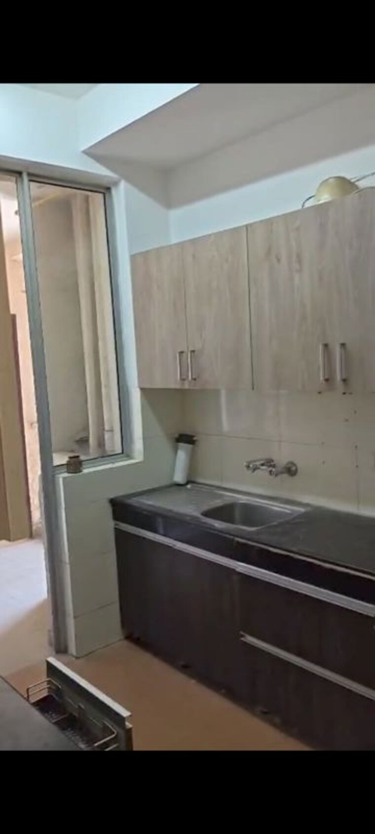 Kitchen, pioneer-park-phase-1 4 Bedroom 2550 Sq.Ft. Apartment In Sector 61 Gurgaon 10054865