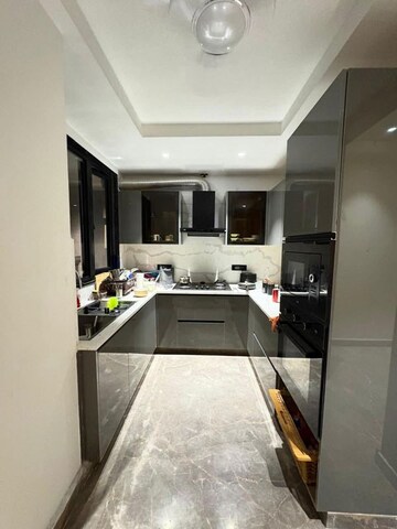 Kitchen in 4 BHK Builder Floor at Ashoka Cresent, Sector 26 – for Rent