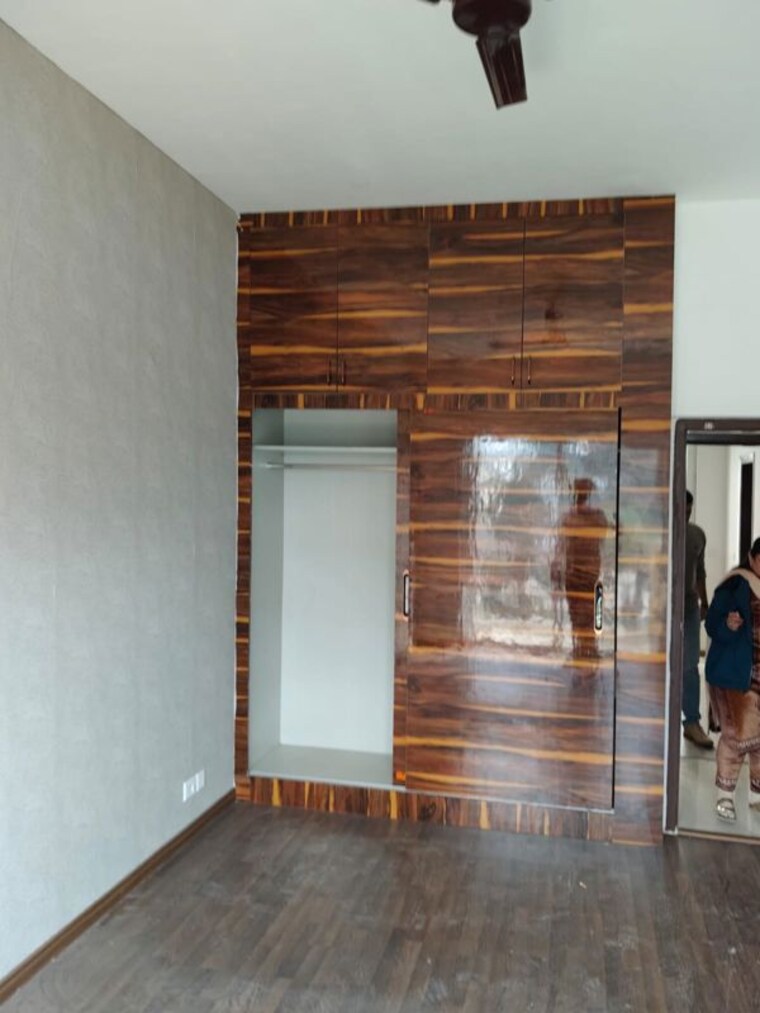 Room, bptp-park-elite-premium 5 Bedroom 300 Sq.Yd. Villa In Sector 84 Faridabad 10054871