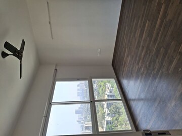 2 BHK Apartment For Rent in L&T Crescent Bay T2, Parel