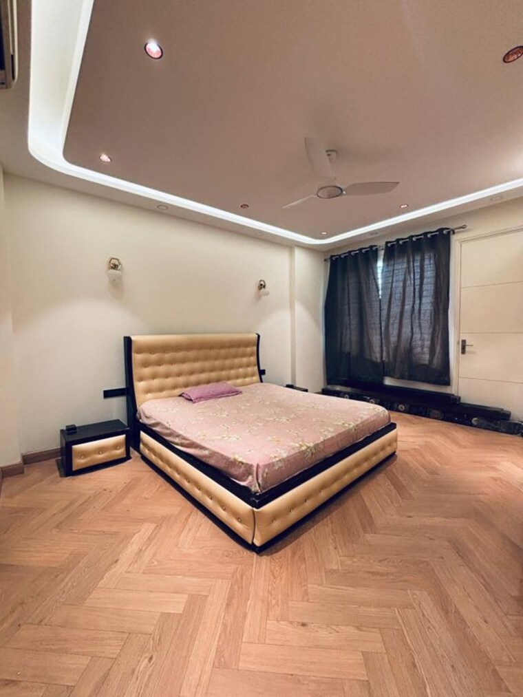 Living Room, dlf-atria 3 Bedroom 300 Sq.Yd. Builder Floor In Dlf Phase ii Gurgaon 10054890