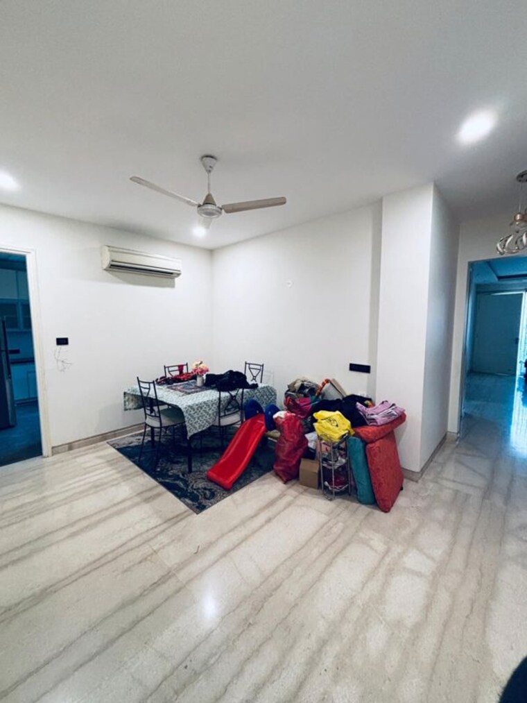 Bedroom, dlf-atria 3 Bedroom 300 Sq.Yd. Builder Floor In Dlf Phase ii Gurgaon 10054890