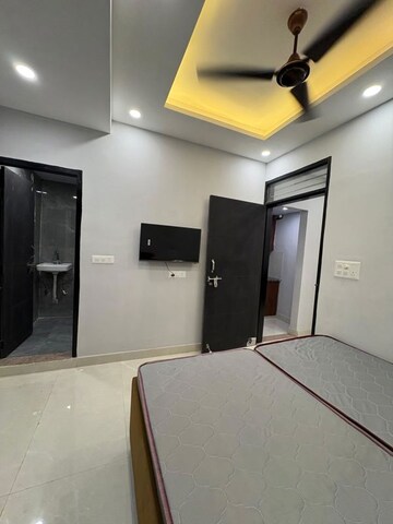 2 BHK Builder Floor For Rent in Greenwood City, Sector 40