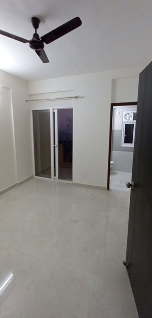 Room in 2 BHK Apartment at Signature Global Synera, Sector 81 – for Rent