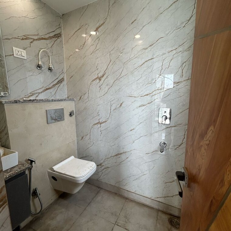 Bathroom, kotla 2 Bedroom 800 Sq.Ft. Builder Floor In Kotla Delhi 10054923