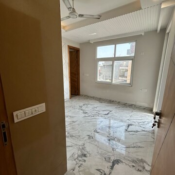 Room in 2 BHK Builder Floor at Kotla – for Rent