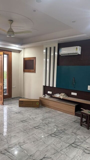 Living Room in 3 BHK Builder Floor at M3M Atrium, Sector 57 – for Rent