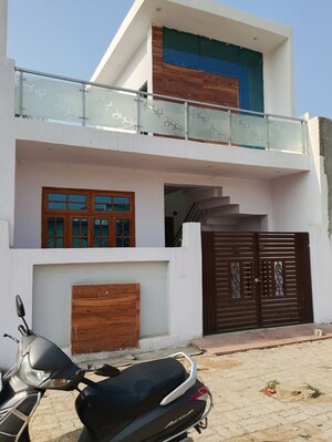 2 BHK Villa For Sale in Faizabad Road