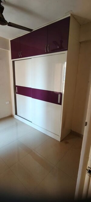 Room in 2 BHK Apartment at Shree Vardhman Green Court, Sector 90 – for Rent