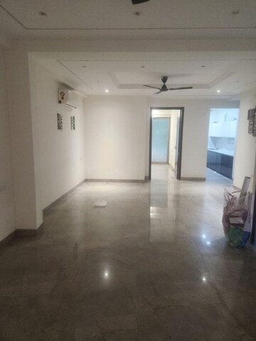 Living Room in 3 BHK Builder Floor at Sector 57 – for Rent
