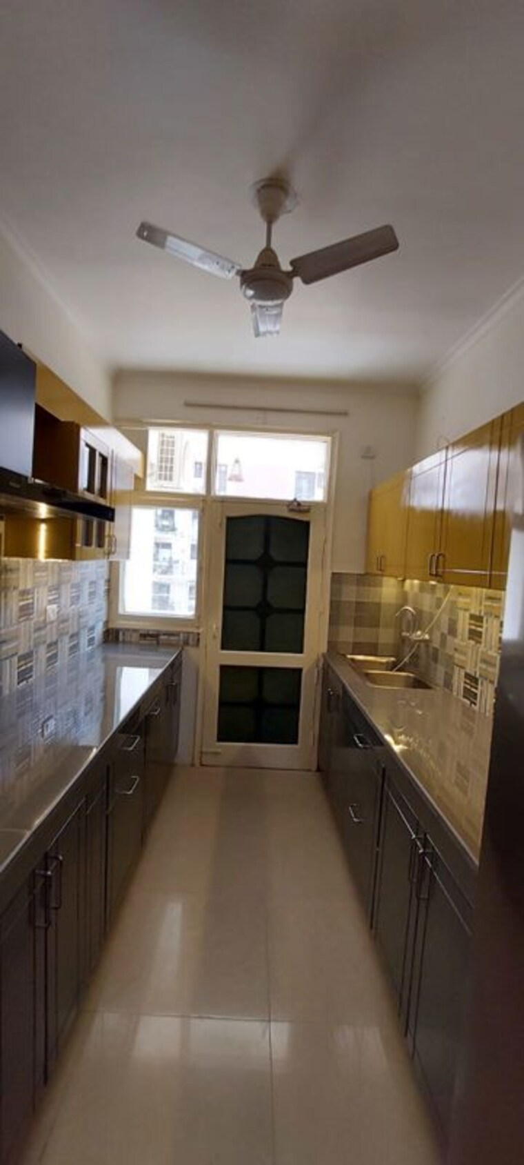 Kitchen, trishla-city 2 Bedroom 1650 Sq.Ft. Apartment In Patiala Road Zirakpur 10054964