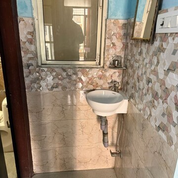 Balcony in 1.5 BHK Builder Floor at Sector 63a – for Rent