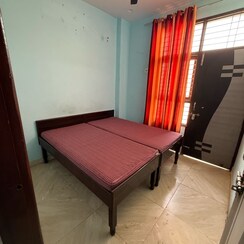 1.5 BHK + Extra Room Builder Floor For Rent in Sector 63A