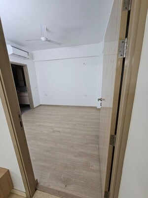 Bathroom in 3.5 BHK Apartment at M3M Soulitude, Sector 89 – for Rent