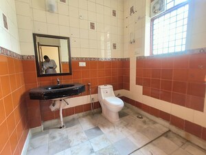 Kitchen in 2 BHK Builder Floor at RWA Apartments Sector 41, Sector 41 – for Rent