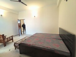 2 BHK Builder Floor For Rent in RWA Apartments Sector 41