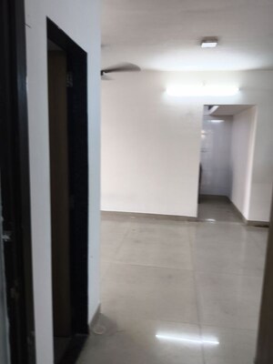Room in 2 BHK Apartment at Vile Parle East – for Rent