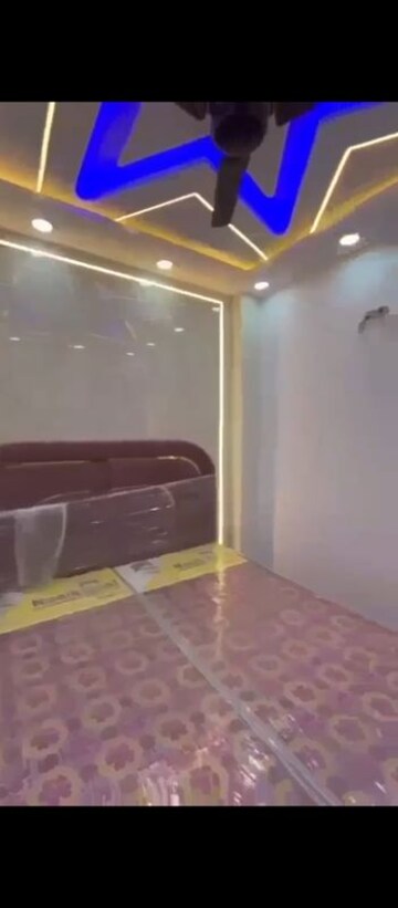 Furnished Amenities in 2 BHK Builder Floor at Dwarka Mor – for Sale