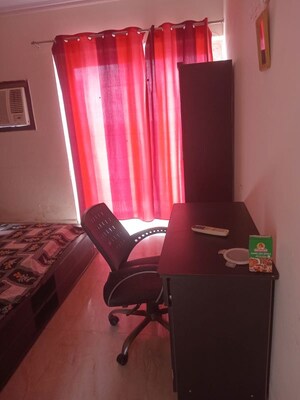 Living Room in 1 RK Builder Floor at RWA Residential Society Sector 46, Sector 46 – for Rent