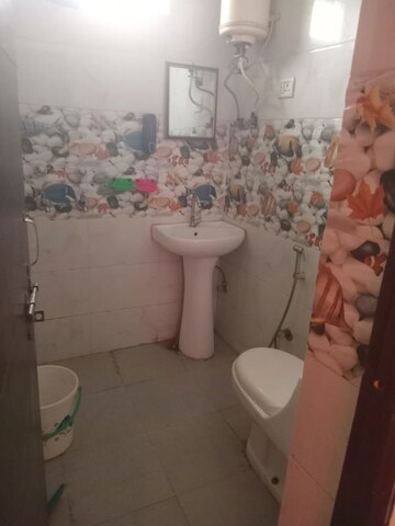 Bathroom in 1 RK Builder Floor at RWA Residential Society Sector 46, Sector 46 – for Rent