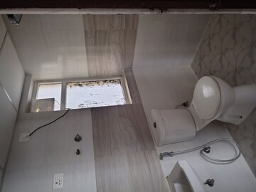 Bathroom in 2.5 BHK Apartment at Amrapali Leisure Park, Amrapali Leisure Valley – for Rent