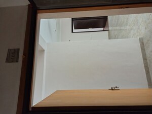 Room in 2.5 BHK Apartment at Amrapali Leisure Park, Amrapali Leisure Valley – for Rent