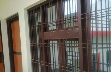 Balcony in 2 BHK Independent House at Aliganj – for Rent