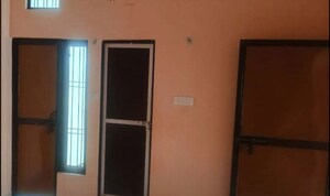 2 BHK Independent House For Rent in Aliganj