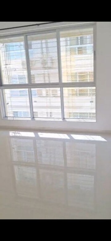 Room in 3 BHK Apartment at Khodiyaar Siddharth Nagar Goodwill CHS, Goregaon West – for Rent