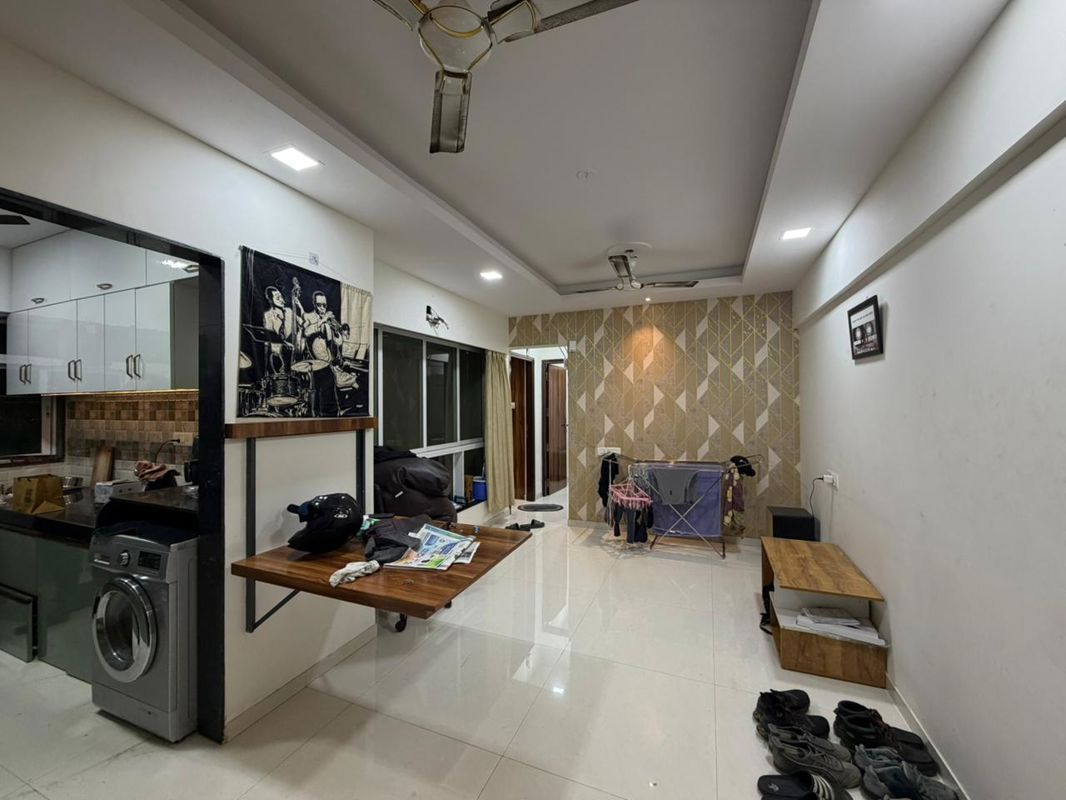 2 BHK + Study Room Apartment For Rent in Chembur