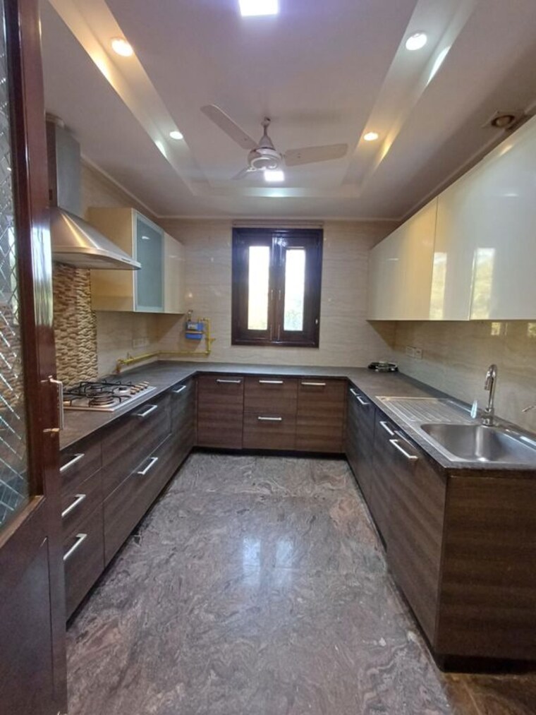 Kitchen, lajpat nagar iii 3 Bedroom 2700 Sq.Ft. Builder Floor In Lajpat Nagar Iii Delhi 10055049