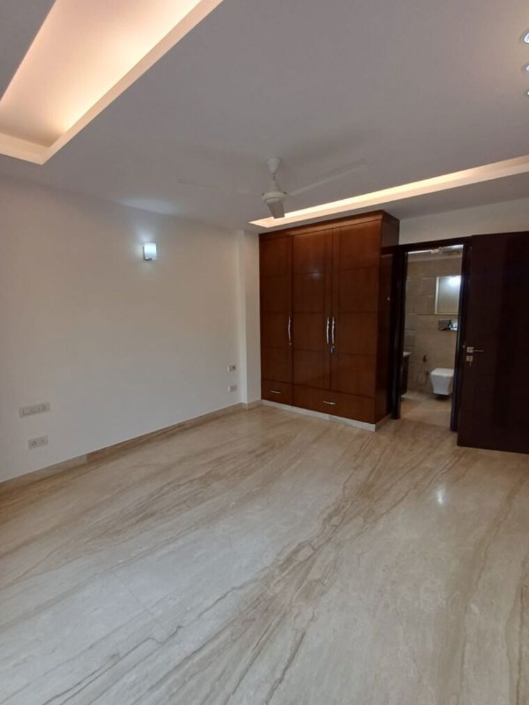Room, lajpat nagar iii 3 Bedroom 2700 Sq.Ft. Builder Floor In Lajpat Nagar Iii Delhi 10055049