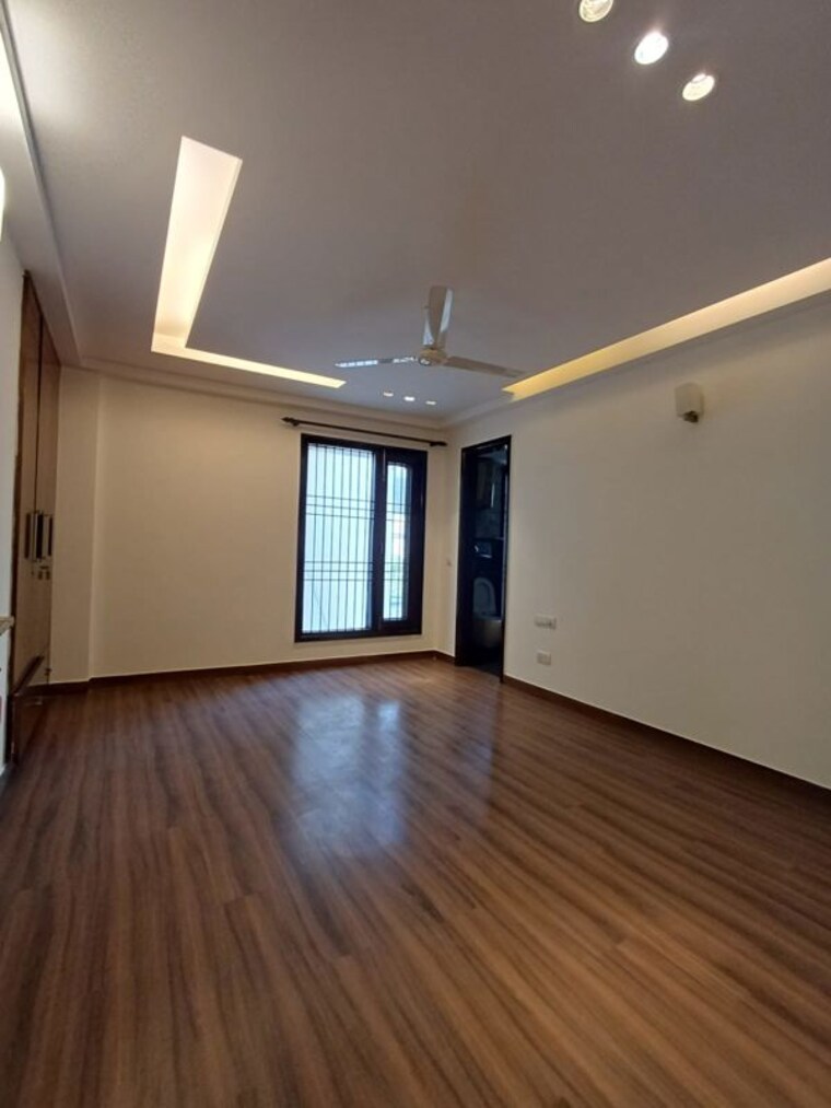 Room, lajpat nagar iii 3 Bedroom 2700 Sq.Ft. Builder Floor In Lajpat Nagar Iii Delhi 10055049