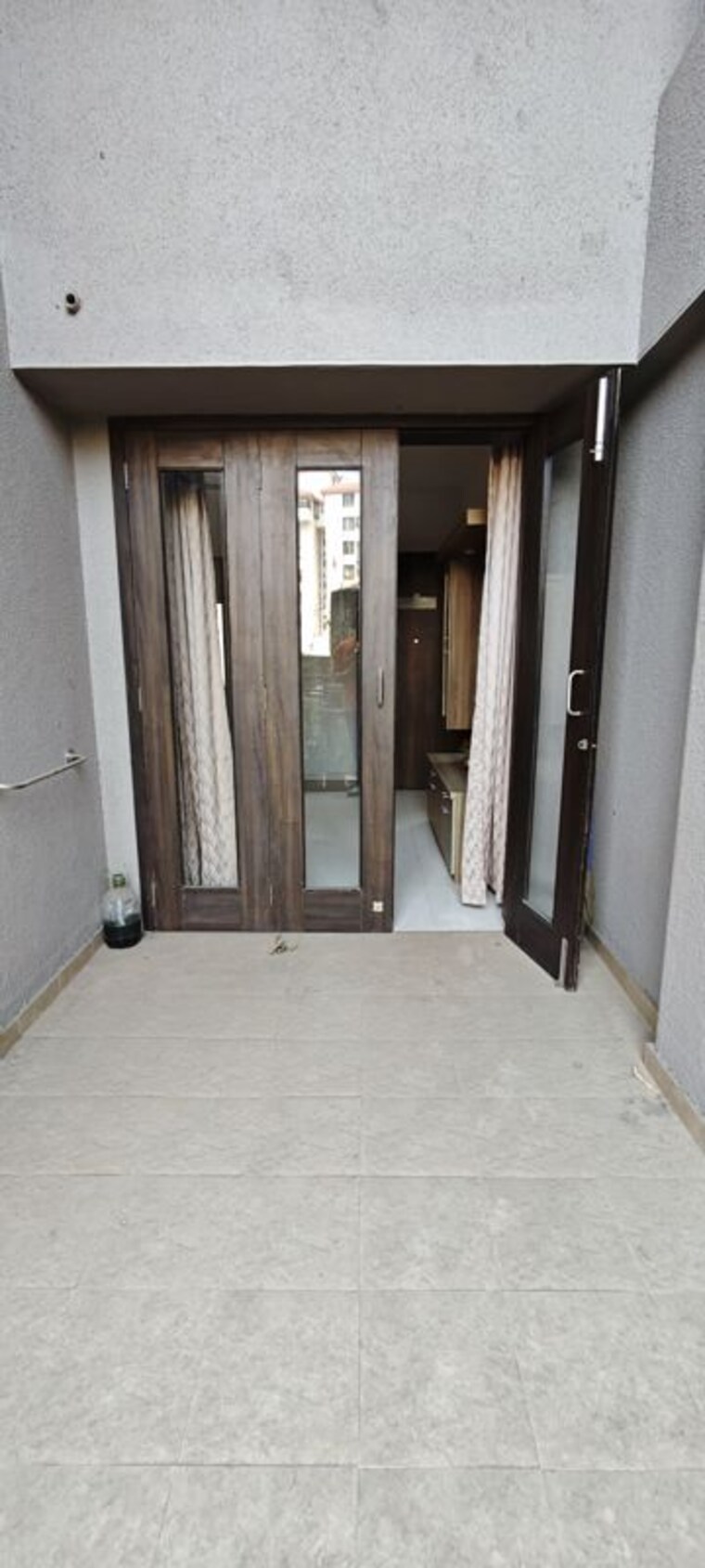 Room, ravetkar-sukhniwas 2.5 Bedroom 948 Sq.Ft. Apartment In Senapati Bapat Road Pune 9736046