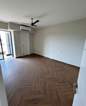 Bedroom in 3 BHK Apartment at Signature Global City 63A, Sector 63a – for Rent