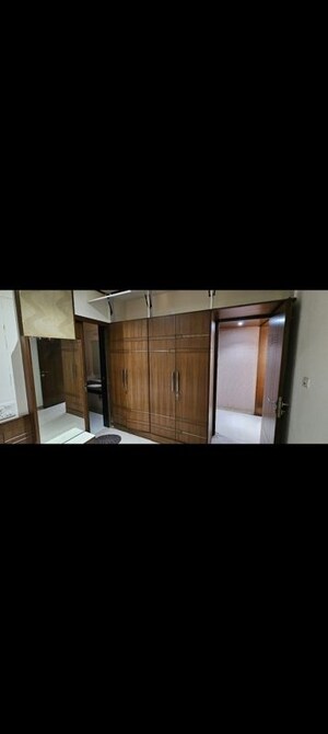 Bedroom in 3 BHK Apartment at Thane West – for Rent