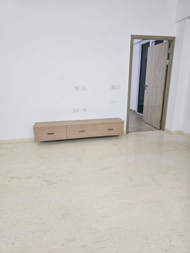 Room, signature-global-city-81 2 Bedroom 955 Sq.Ft. Apartment In Sector 81 Gurgaon 10055074