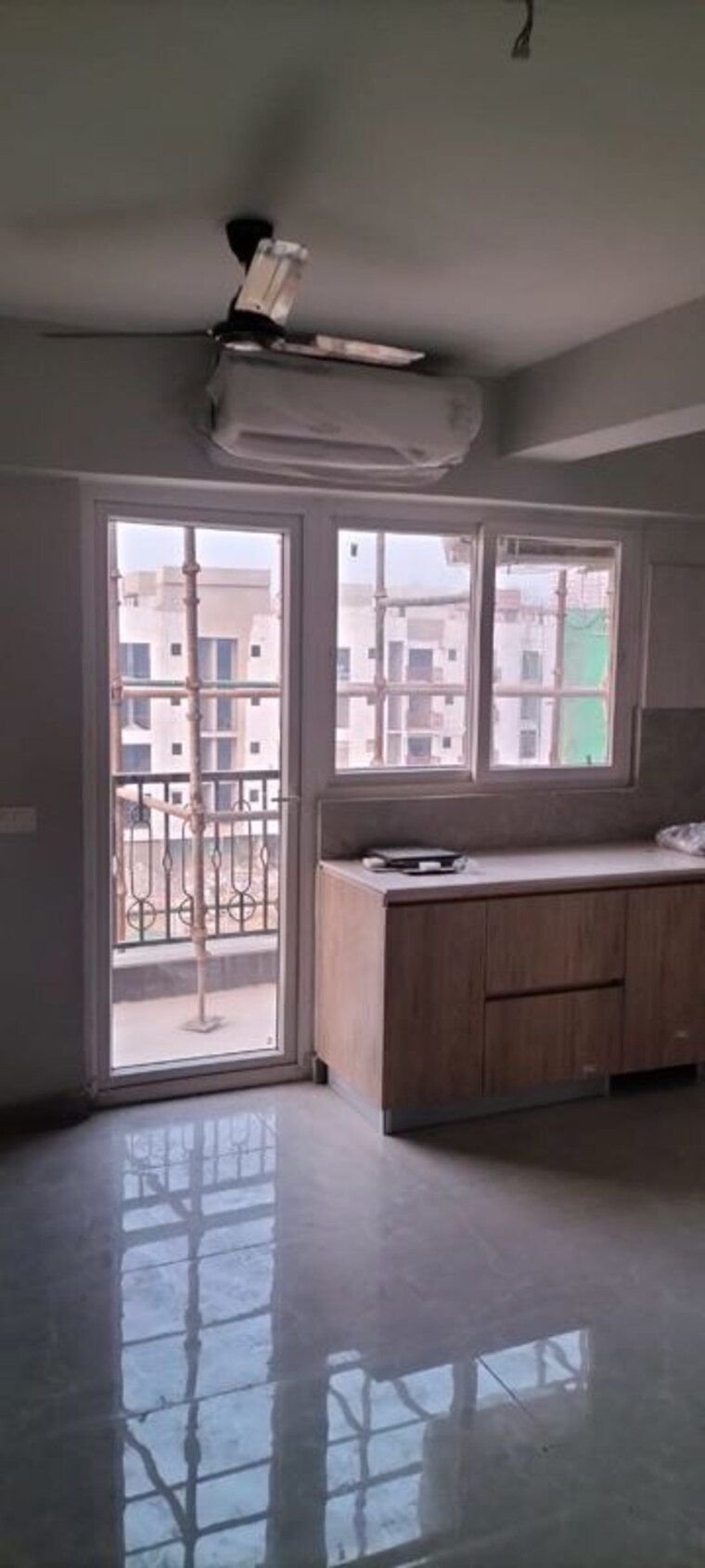 Room, signature-global-city-81 2 Bedroom 955 Sq.Ft. Apartment In Sector 81 Gurgaon 10055074