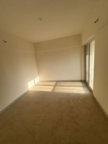 Room in 4 BHK Apartment at Pimple Nilakh – for Rent
