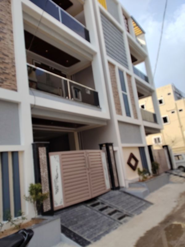 4 BHK + Pooja Room Independent House For Sale in Hi Tech City