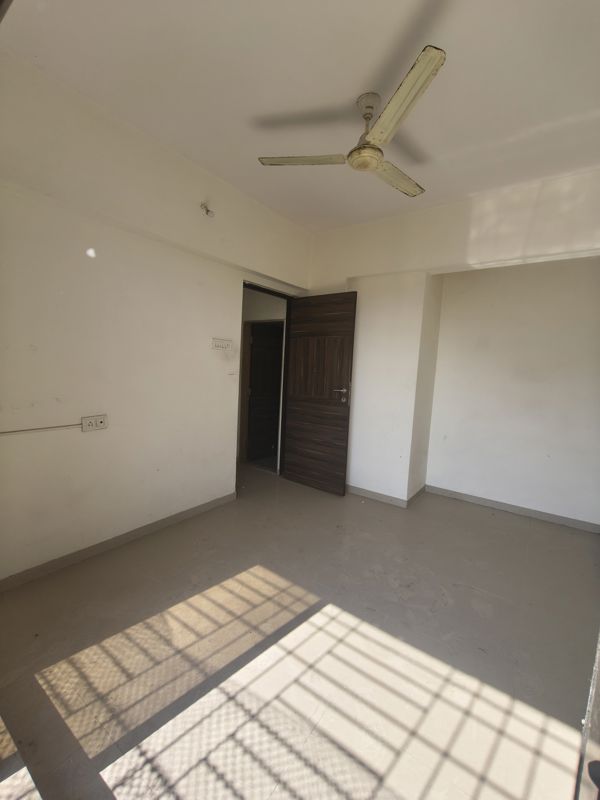 1 BHK + Pooja Room Apartment For Sale in Sanghvi Valley