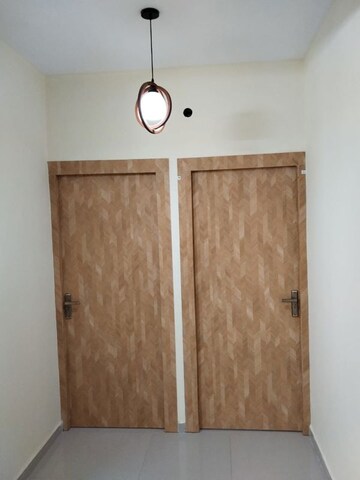 Furnished Amenities in 1.5 BHK Apartment at Signature Global Synera, Sector 81 – for Rent