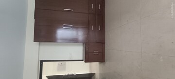 Furnished Amenities in 2 BHK Apartment at Eros Kenwood Tower, Sector 39 – for Rent