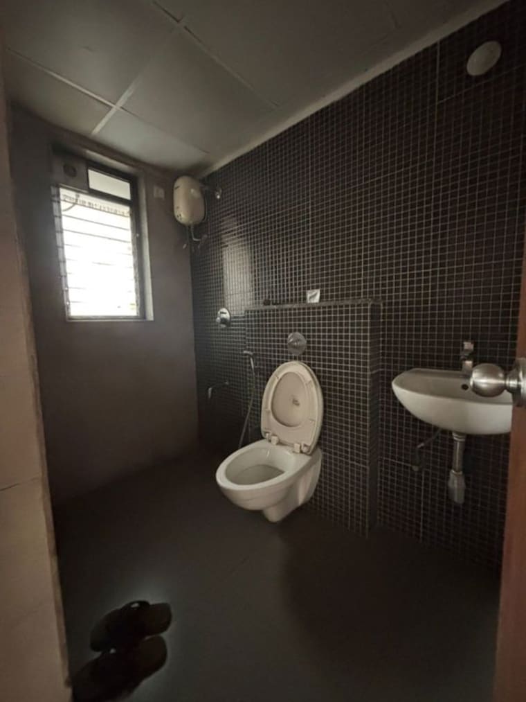 Bathroom, lodha-palava-urbano-d-and-e 2 Bedroom 932 Sq.Ft. Apartment In Dombivli East Thane 10055133