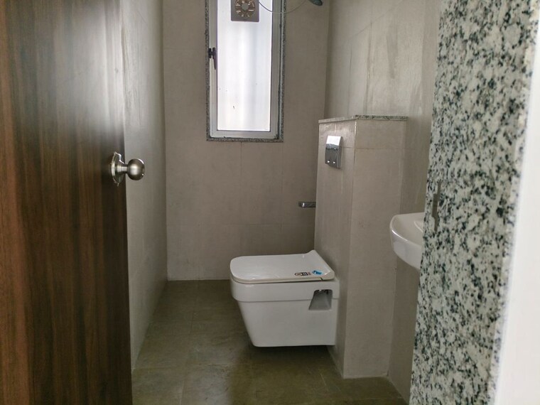 Bathroom, crescent-silverwoods 1 Bedroom 432 Sq.Ft. Apartment In Powai Mumbai 10055154